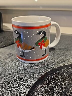 Canadian Geese Holiday Ceramic Retro 1983 Coffee Mug
